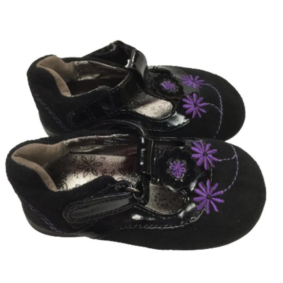 BUNDLE ( Stride Rite Size 6 Barefoot Size 6 Shoes) - Picture 8 of 16